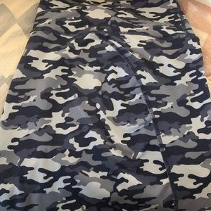 2pc Fabletics legging and bra set Used